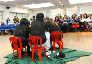 Voces Enjauladas: Teatro del oprimido para la transformación